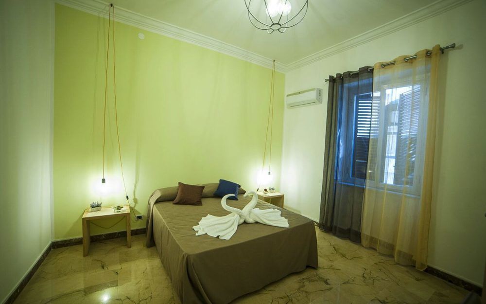 B&B Massimocentro Palermo Eksteriør billede