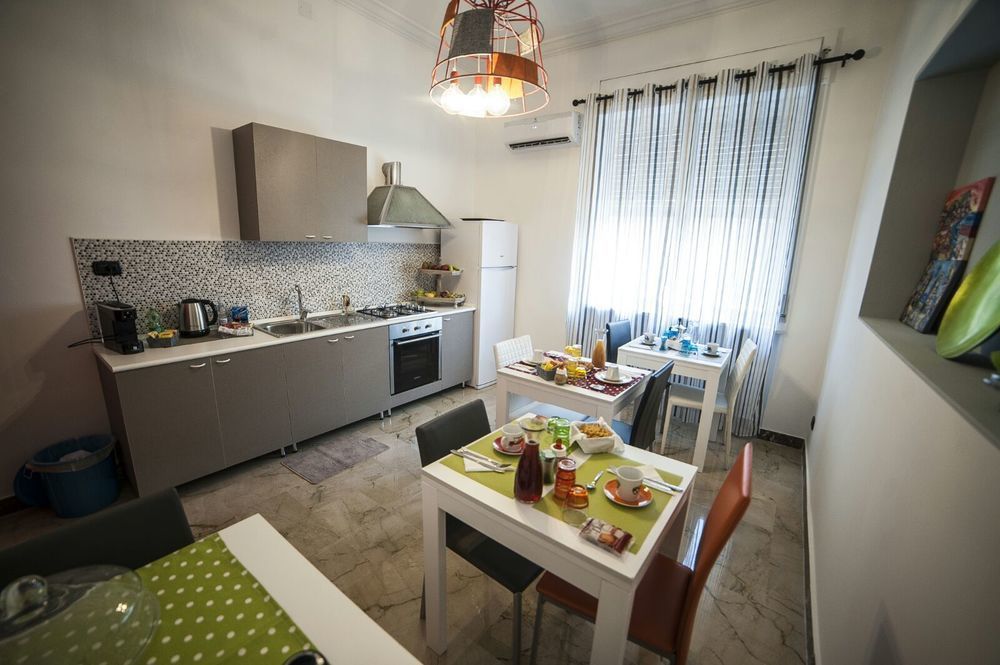 B&B Massimocentro Palermo Eksteriør billede